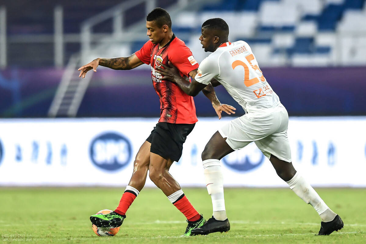 包含转折点广州队复出首秀；国王杯转会期攻防权衡；信心回归；纪律约束更严格的词条-开云官方